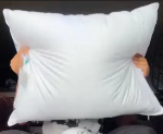 羽绒枕头