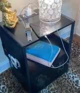 床头柜